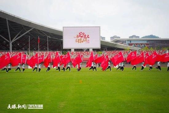 斯帕莱蒂表示：“我们已经对此说过很多，其中重要的一件事是以某种方式教育孩子，父亲要成为孩子们的行为榜样，让孩子们意识到什么可以做什么不能做。